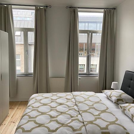 Modern Apartment Third Floor ブリュッセル エクステリア 写真